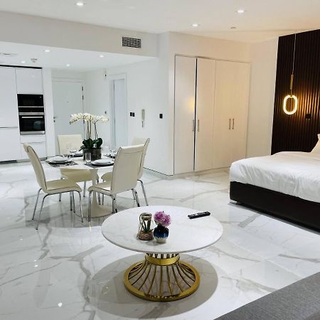 Luxury Casa Premium Studio Apartments - With Full Kitchen, Balcony At Jbr Beach Dubai Exterior foto