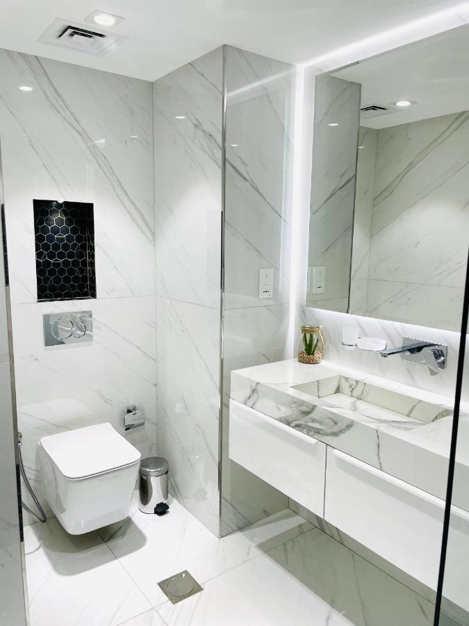 Luxury Casa Premium Studio Apartments - With Full Kitchen, Balcony At Jbr Beach Dubai Exterior foto