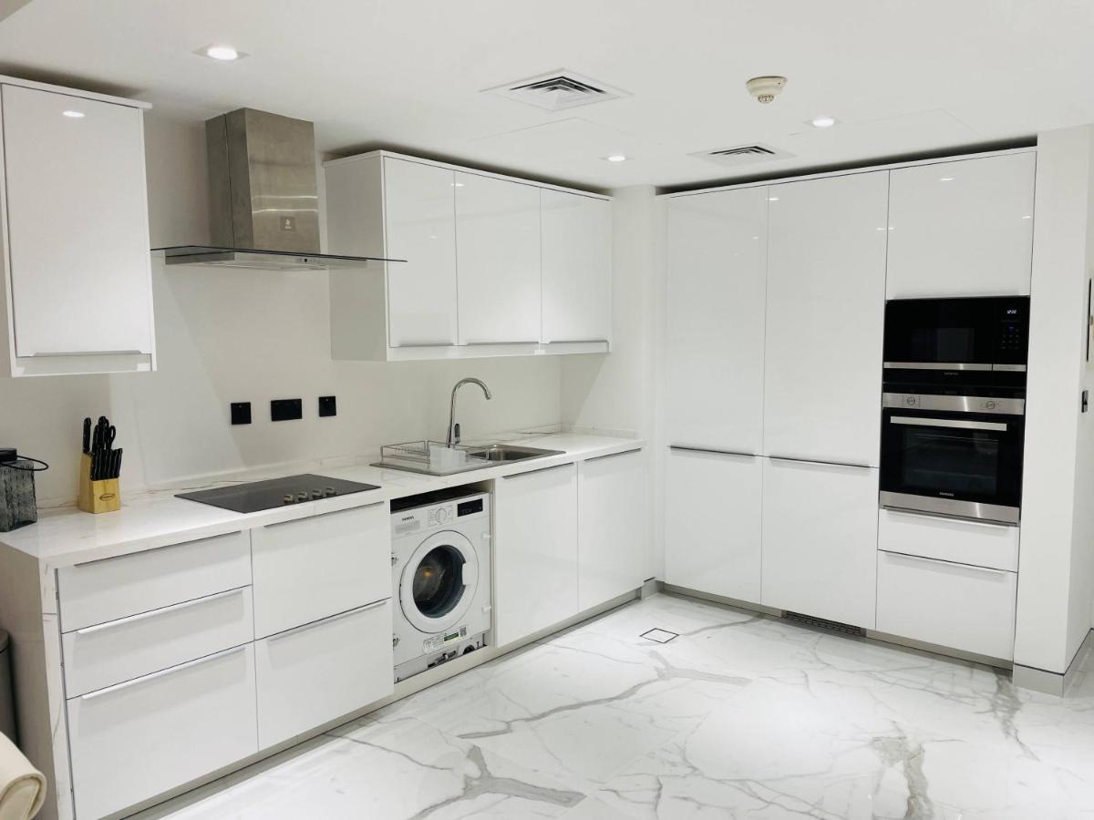 Luxury Casa Premium Studio Apartments - With Full Kitchen, Balcony At Jbr Beach Dubai Exterior foto