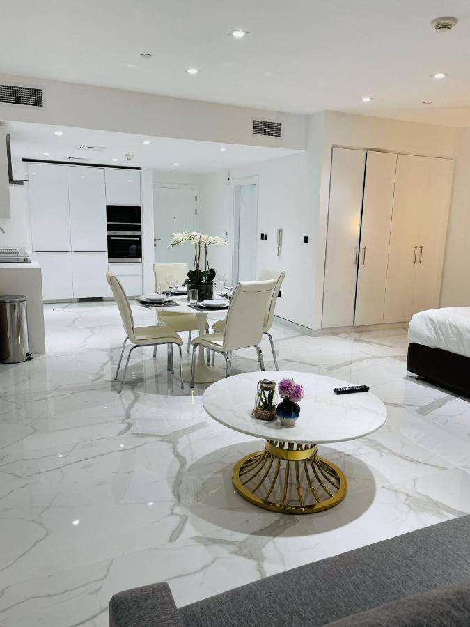 Luxury Casa Premium Studio Apartments - With Full Kitchen, Balcony At Jbr Beach Dubai Exterior foto