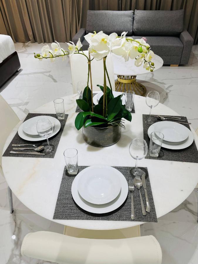Luxury Casa Premium Studio Apartments - With Full Kitchen, Balcony At Jbr Beach Dubai Exterior foto