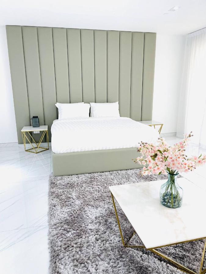 Luxury Casa Premium Studio Apartments - With Full Kitchen, Balcony At Jbr Beach Dubai Exterior foto